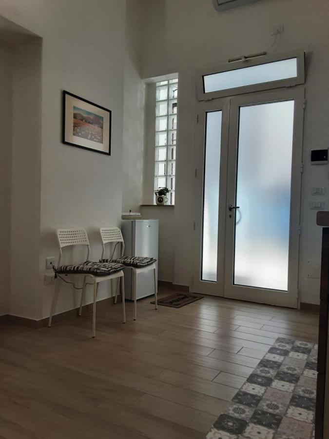 Civico 70 Apartment Conversano Luaran gambar